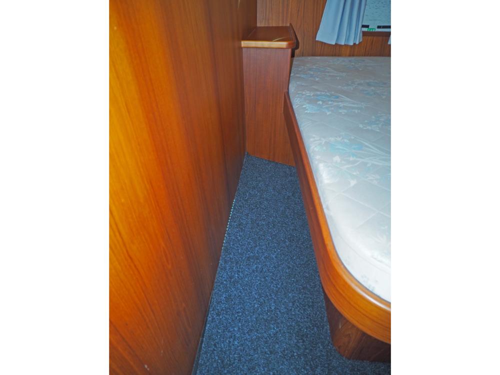 Aft cabin, Accommodation